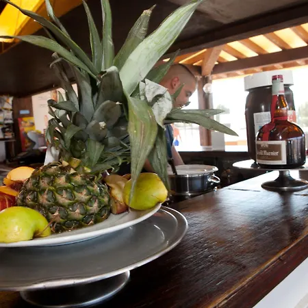 Club Esse Gallura Hotel 3*